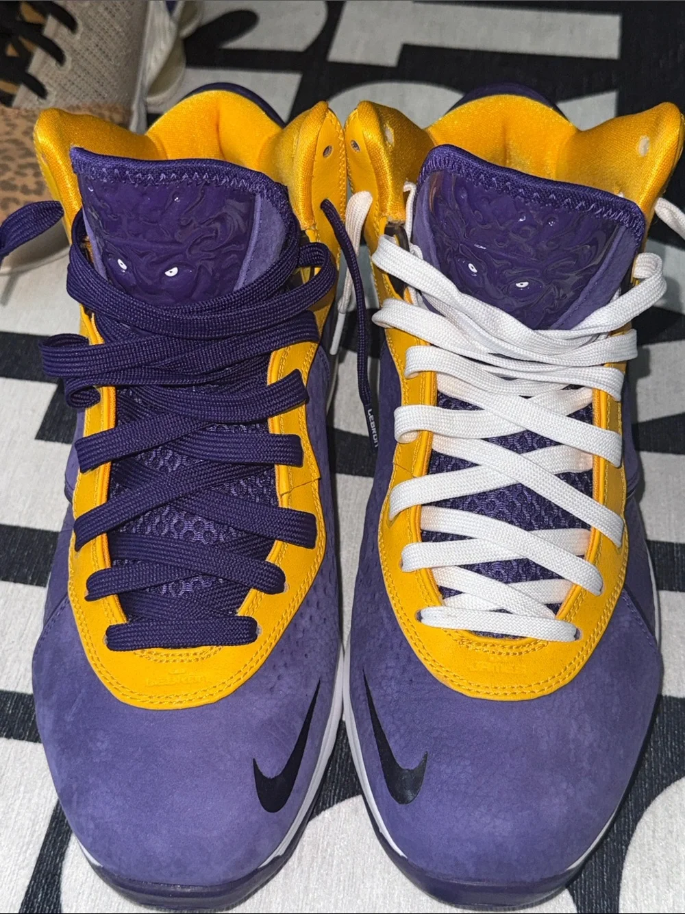 Nike LeBron 8 Lakers - Picture 1 of 8